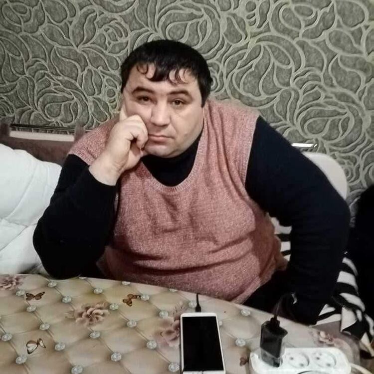  --,   Bayram, 42 ,   ,   , c , 