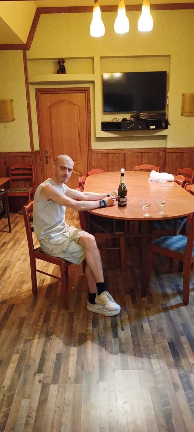  53647749  Avaddon, 36 ,    