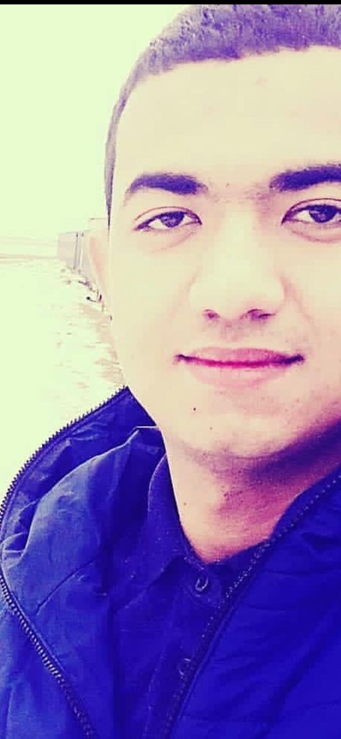  42369689  ANTON, 25 ,    -