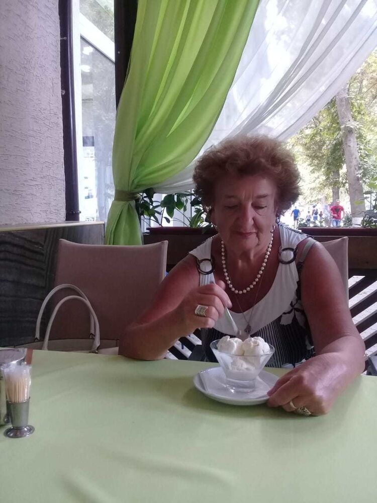  ,   , 80 ,   ,   , c 