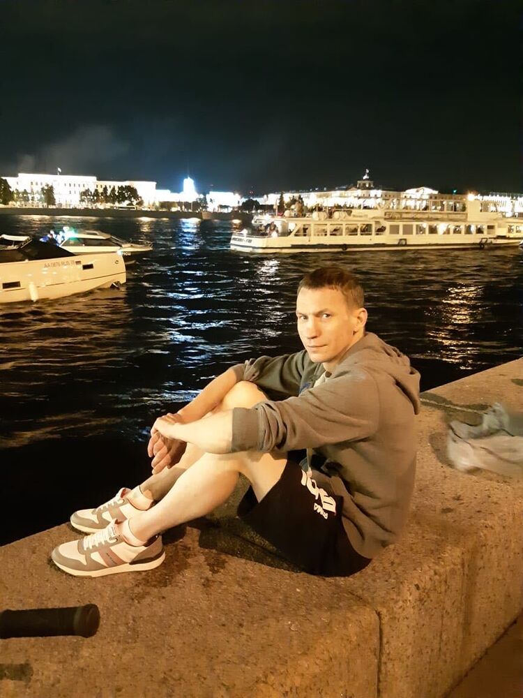 ���� 24891729 ������� ����������, 44 ����, ���� ���������� � �����-����������