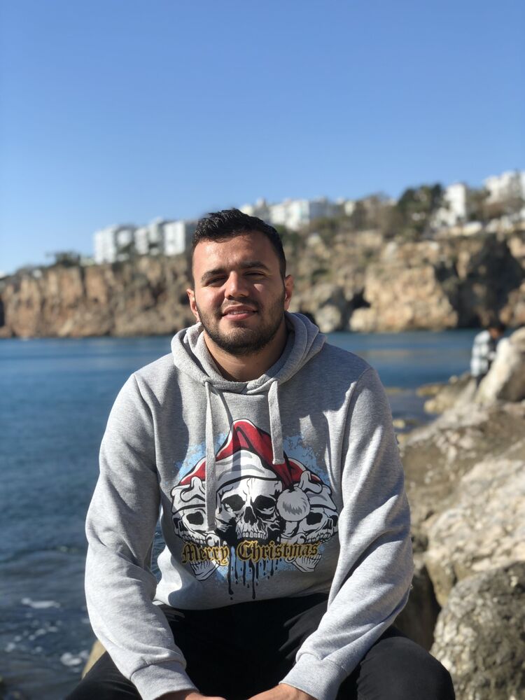  35501709  Mustafa, 23 ,    Alanya