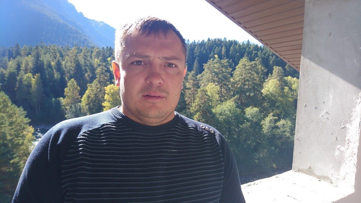  ,   Max, 43 ,   