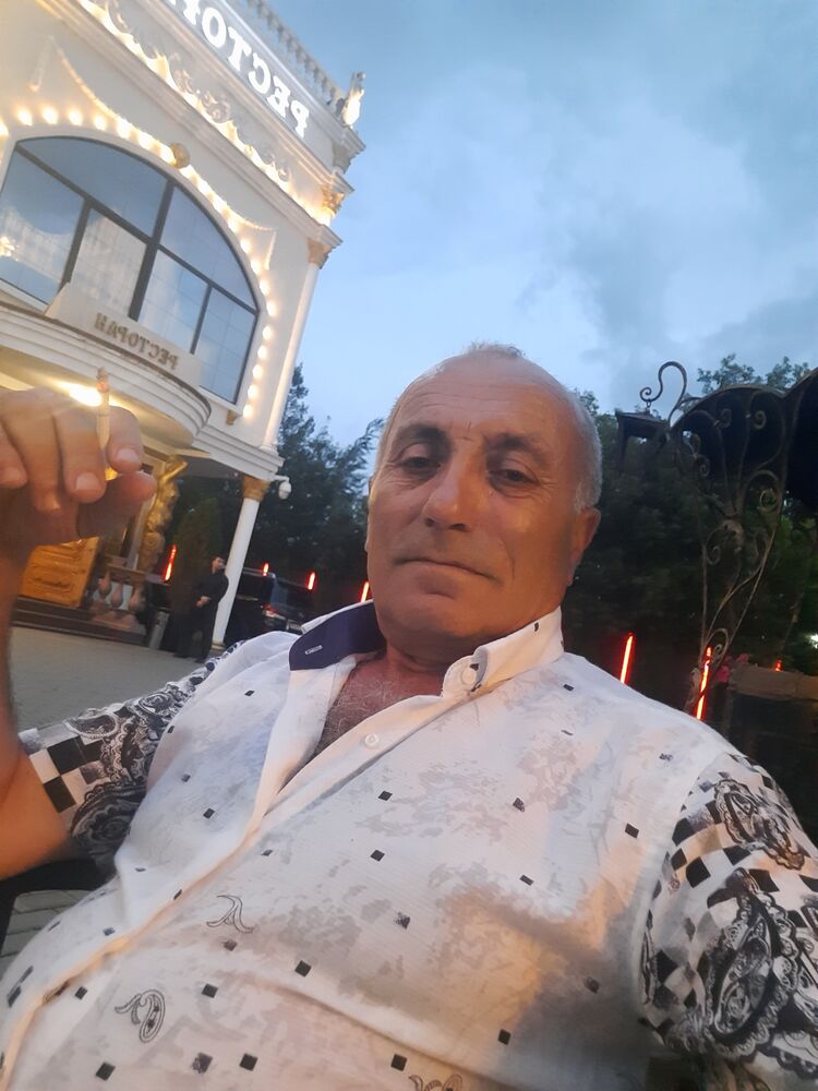  52698239  , 51 ,    
