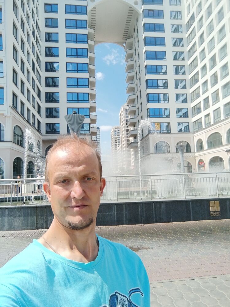  ,   Andrei, 44 ,   ,   , c 
