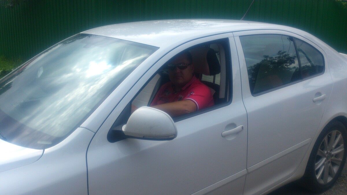  9323649  Pasha, 43 ,    