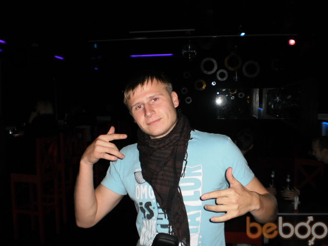  ,   Viktor, 33 ,   ,   , c 