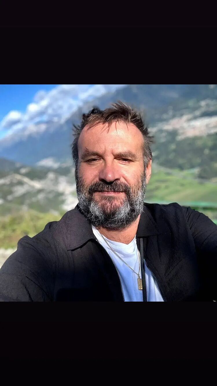 -,   Carlos Manue, 59 ,   c 