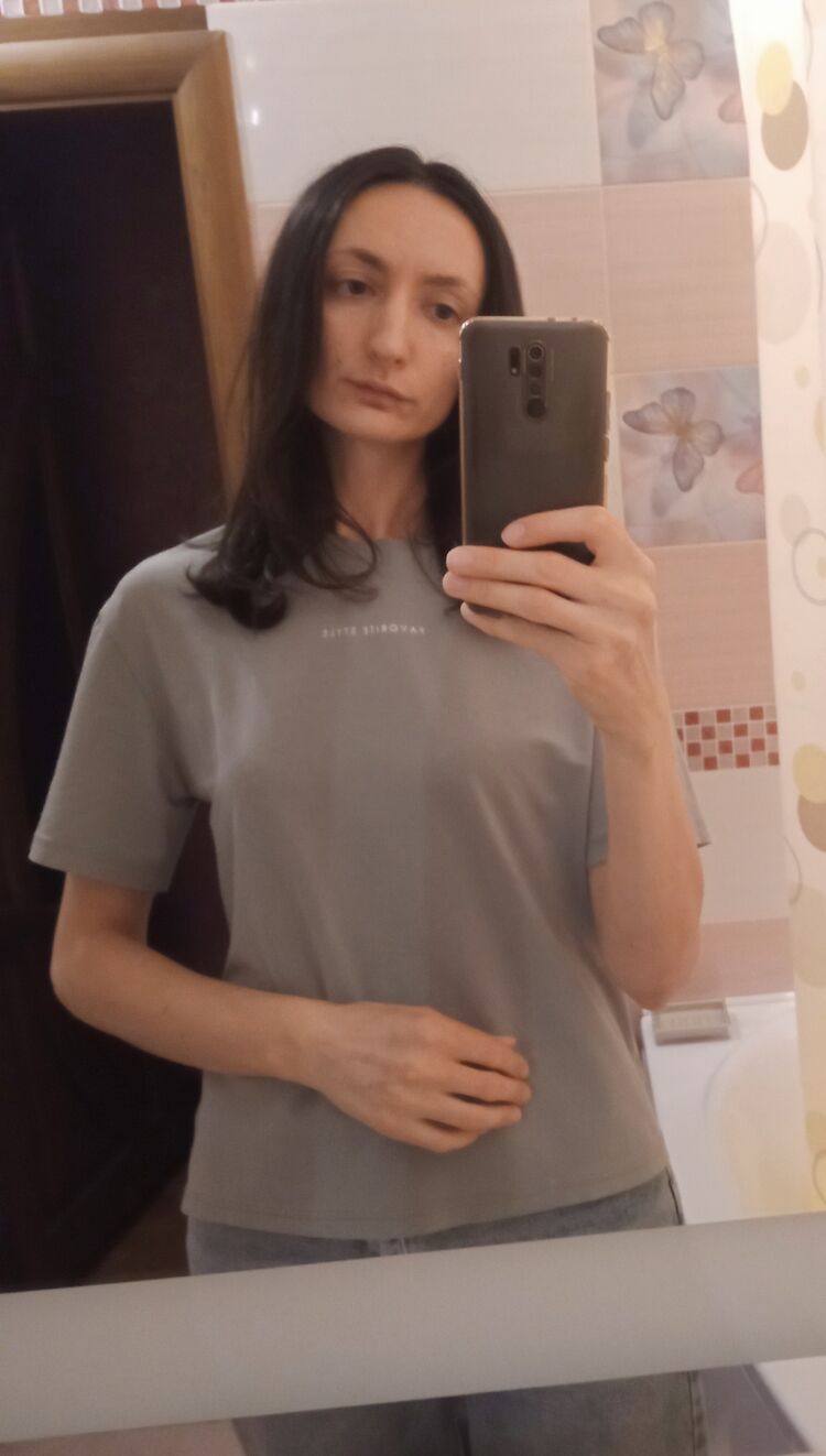  48482289  Liubov, 40 ,    
