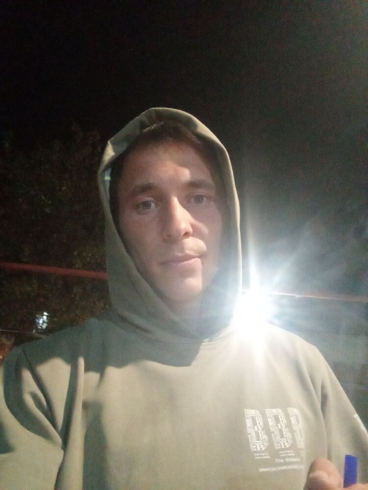  38932529  , 28 ,    