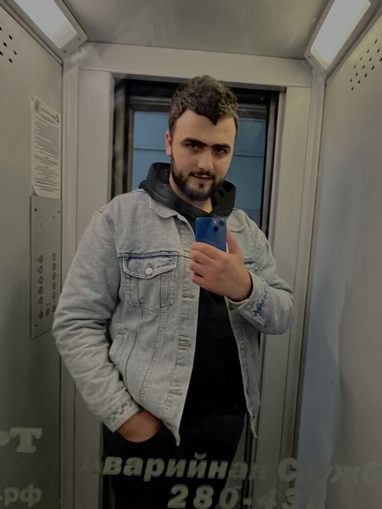  49726209  Nasr, 29 ,    