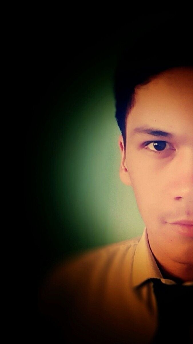  9827609  Young, 30 ,    