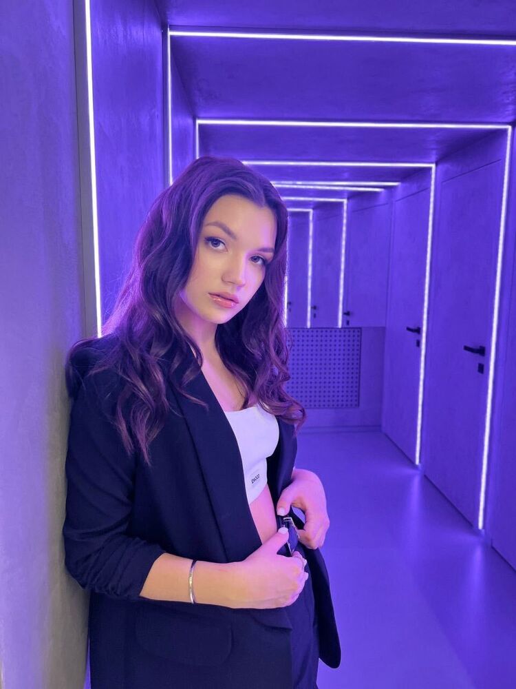  -,   , 24 ,   ,   