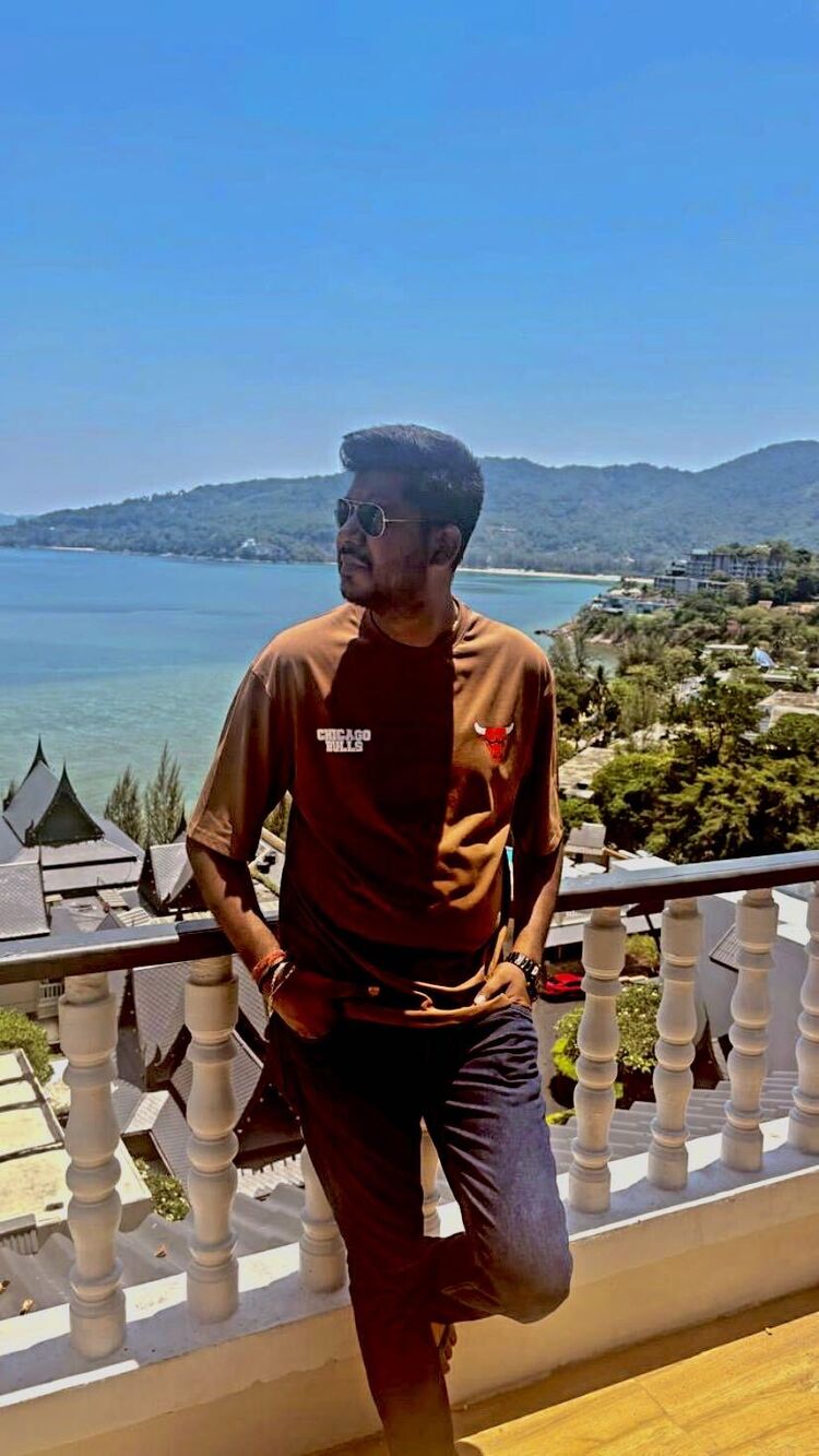  ,   Shubham, 28 ,   ,   , c 