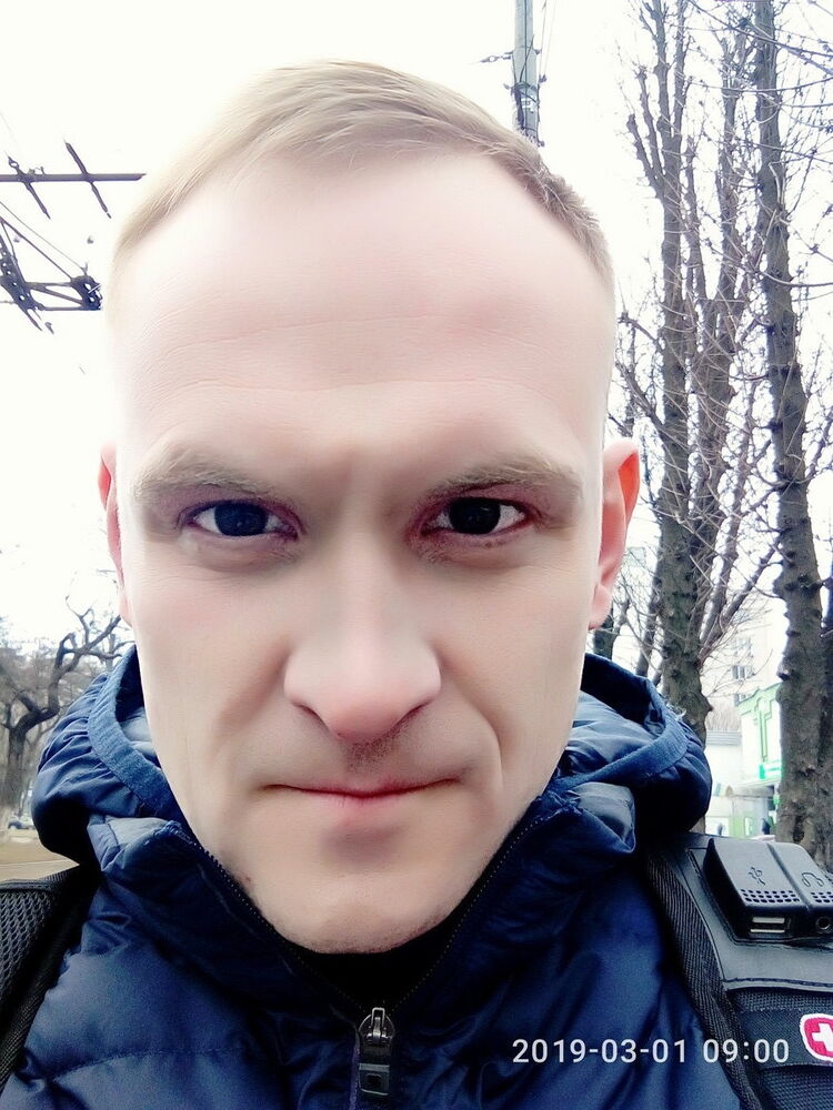  15728219  Dmitriy, 38 ,    