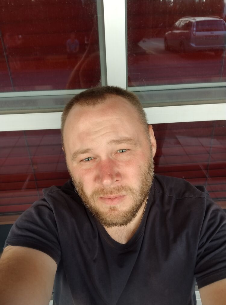  41982259  , 37 ,    