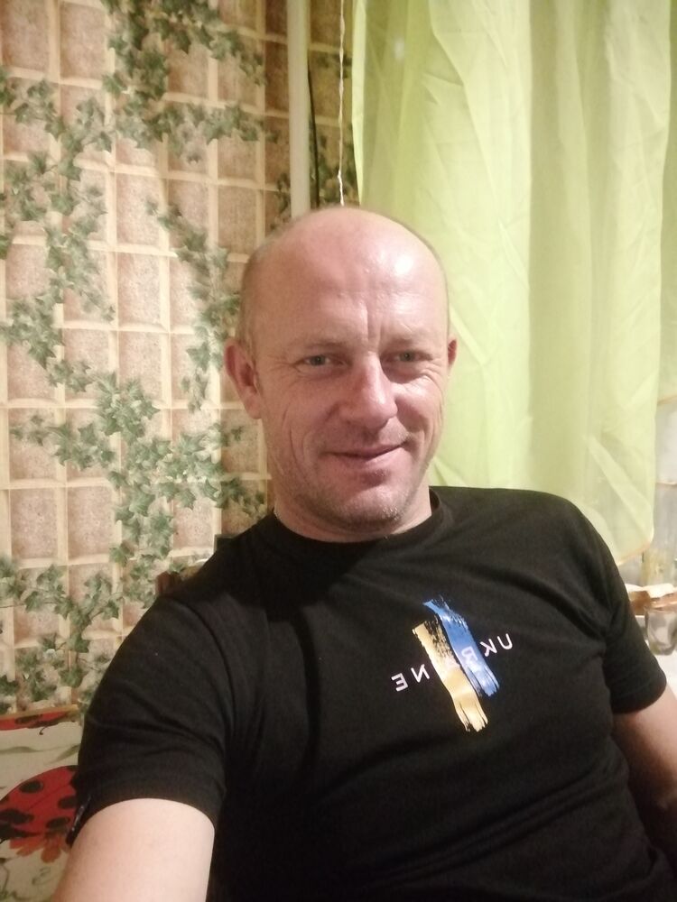  38818279  , 44 ,    