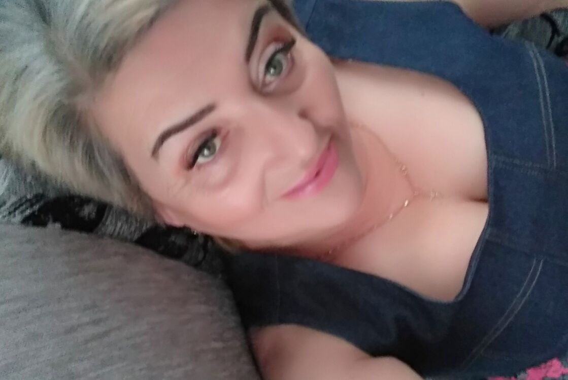  19040849  , 56 ,    