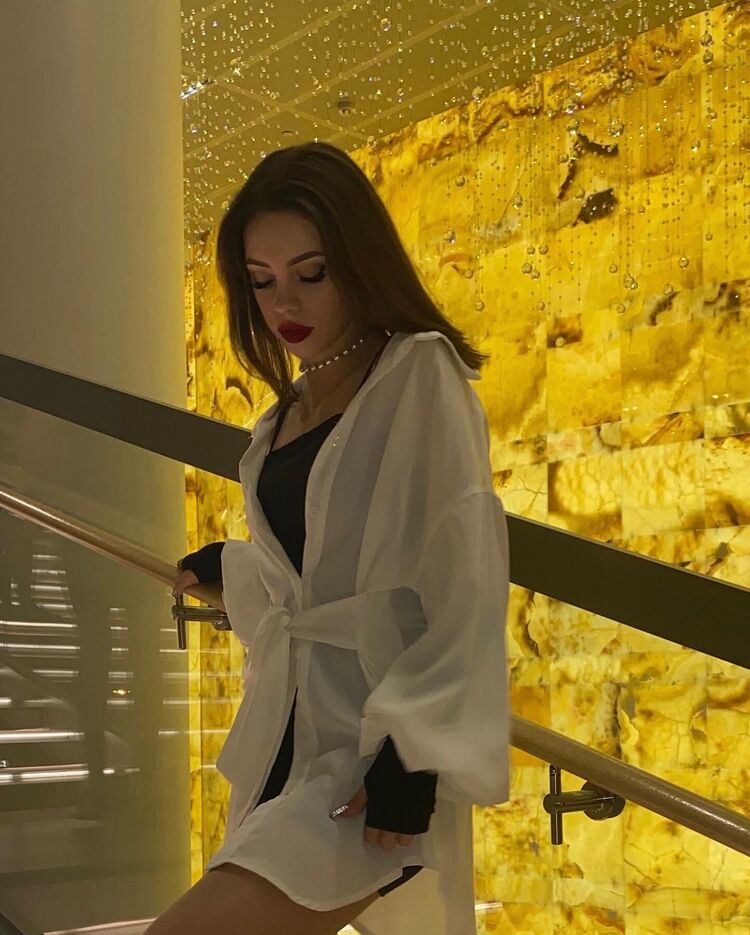  31824519  , 21 ,    -