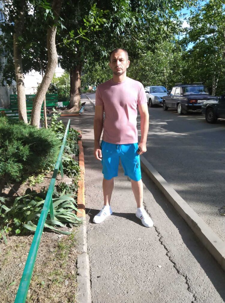  44395219  , 33 ,    