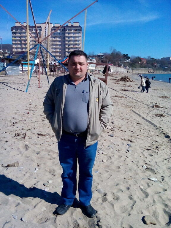  16170799  Fjk, 42 ,    
