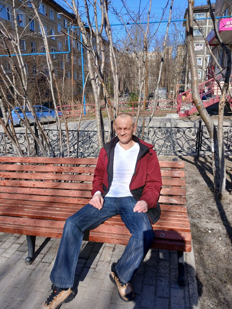  51535249  Dima, 46 ,    