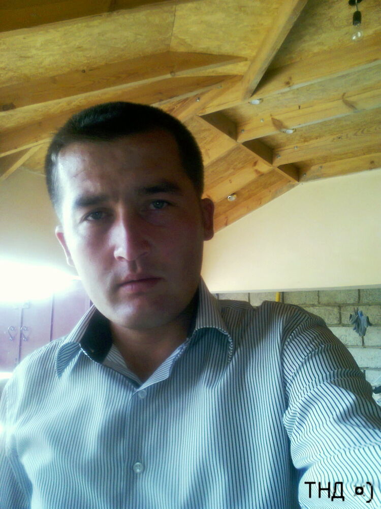  5895719  Nurik, 39 ,    