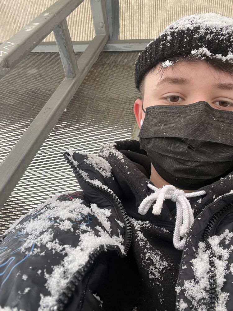  30851049  , 22 ,    -