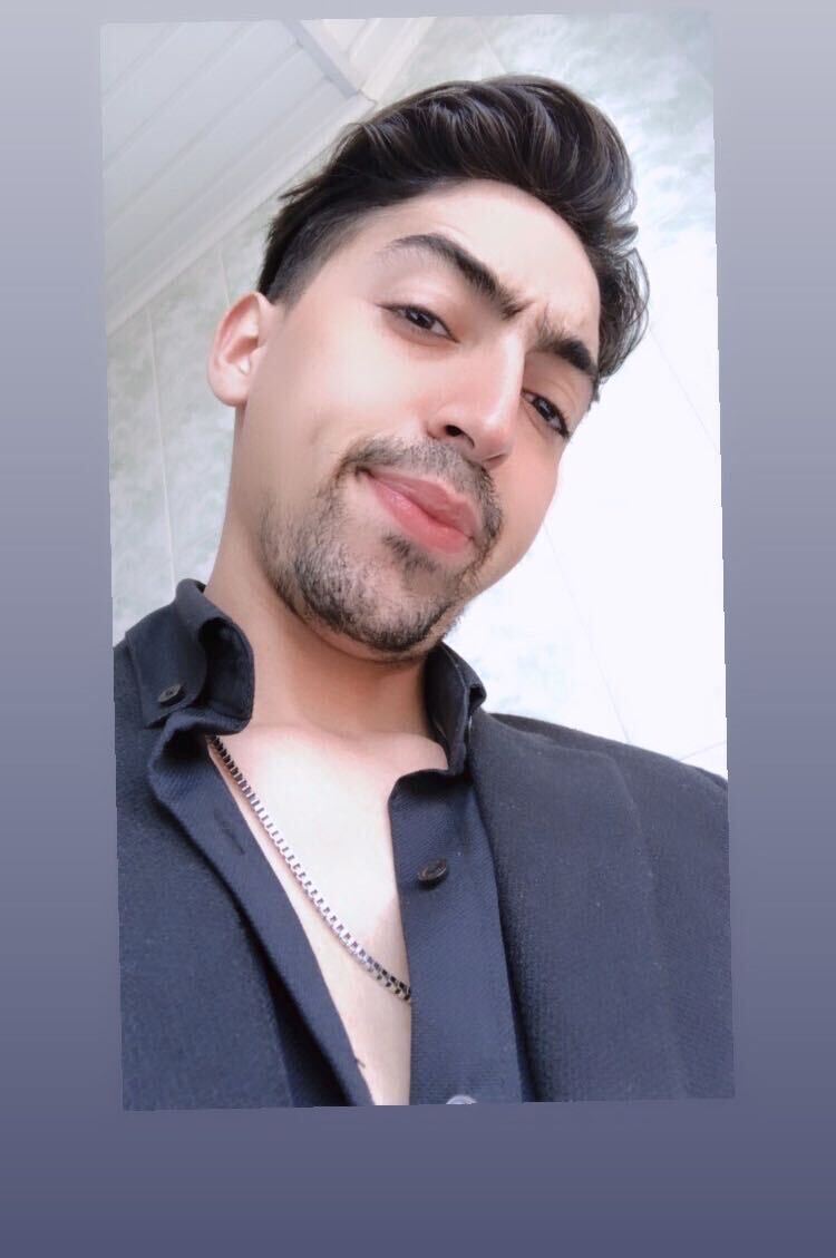  29881759  Simow, 28 ,    