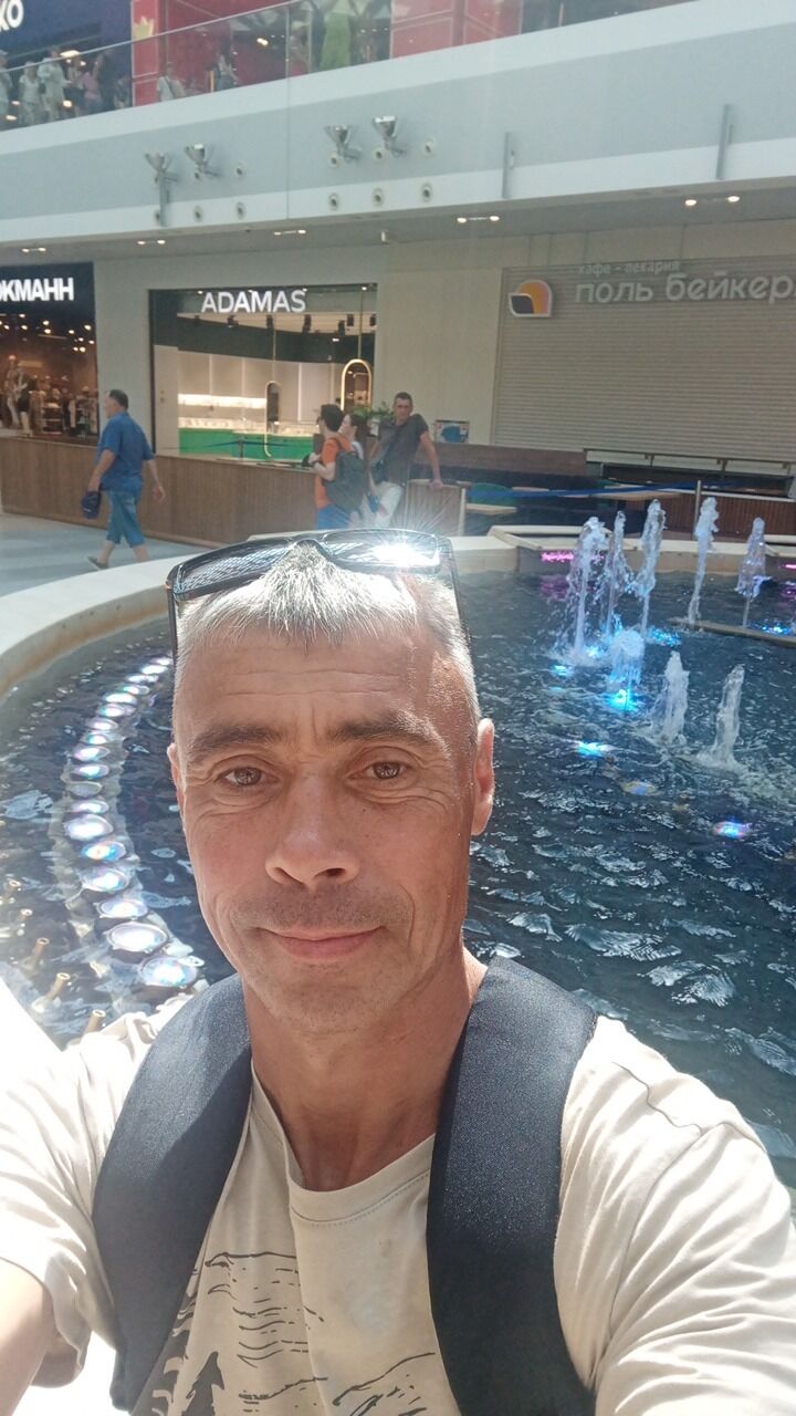  44685229  , 52 ,    