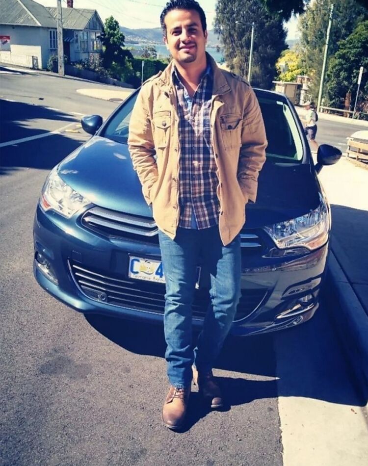  ,   Karim, 40 ,   ,   