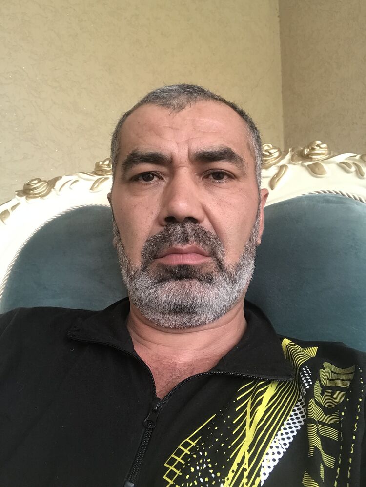  37543299  Idris, 45 ,    