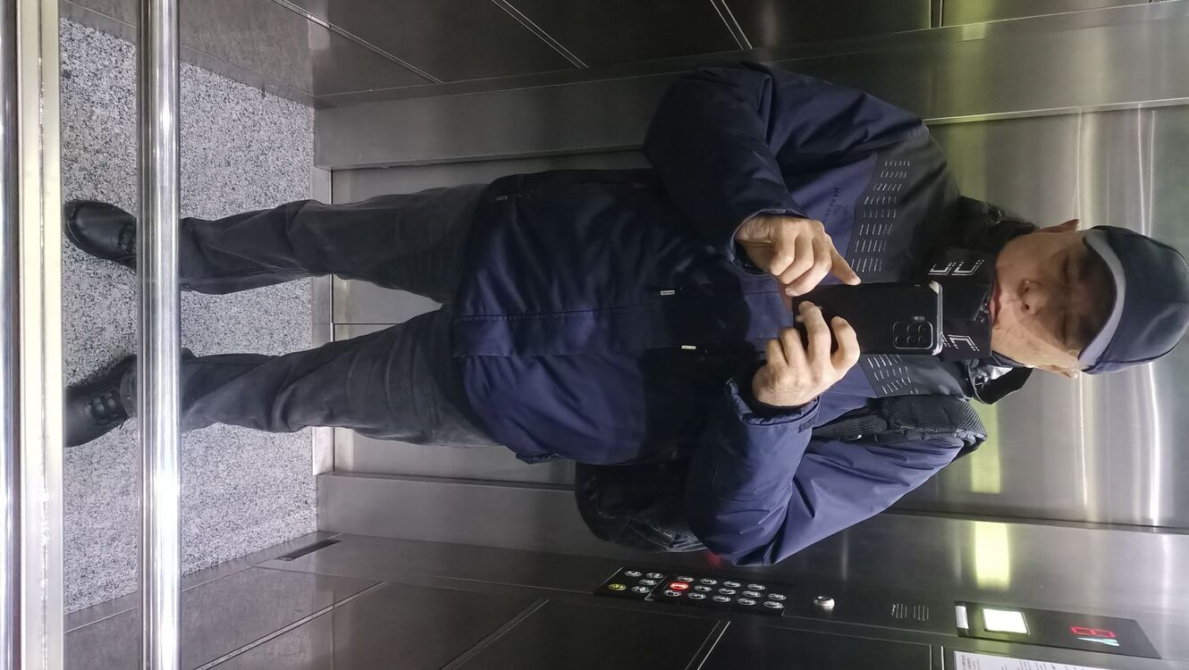  42051699  , 51 ,    