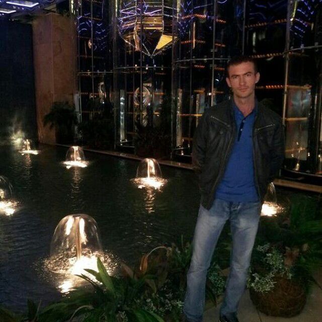  27236639  Borya, 43 ,    