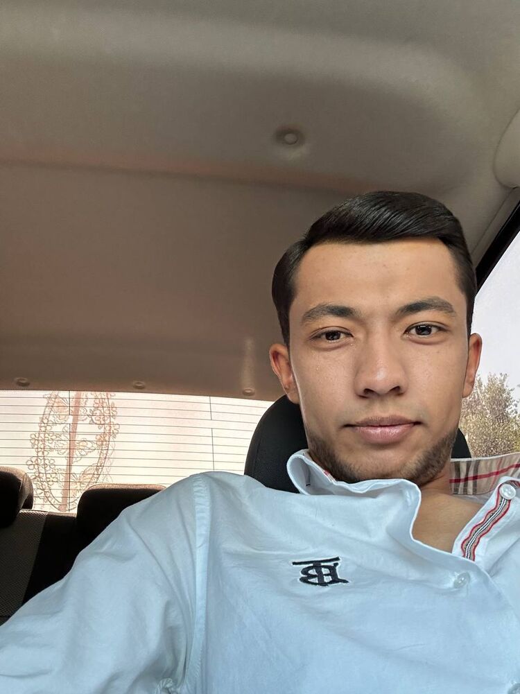  43283289  Shokhruh, 27 ,    
