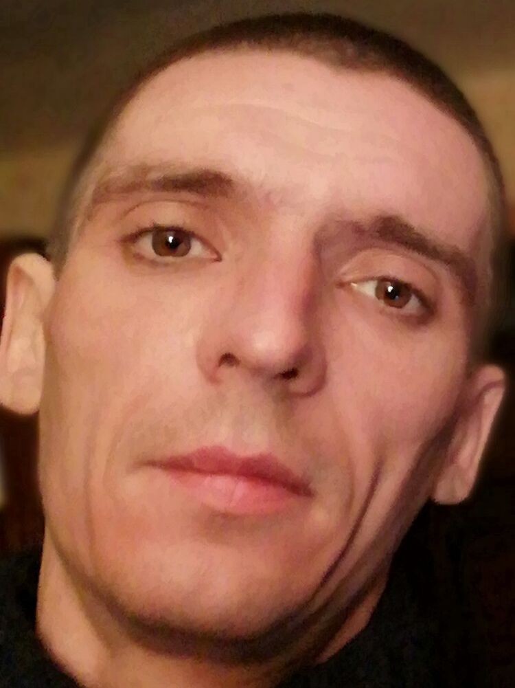  15189919  , 39 ,    