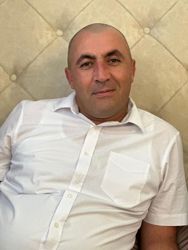  ,   Edgar, 40 ,   ,   