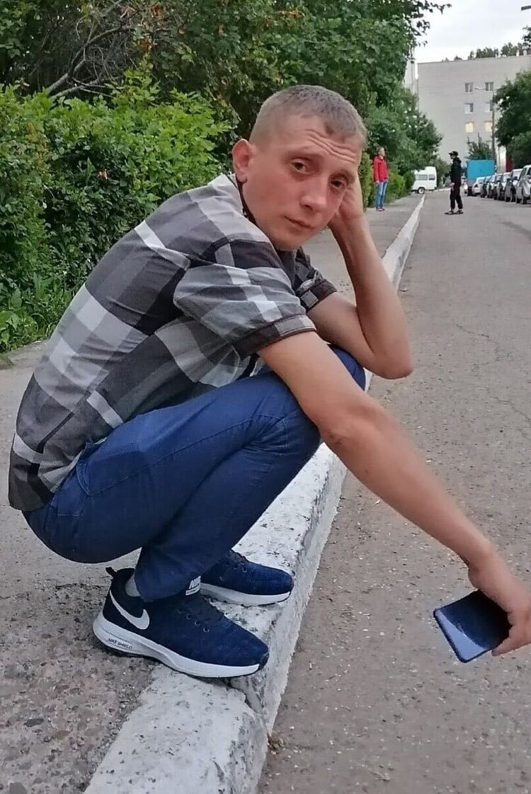  21805429  , 35 ,    