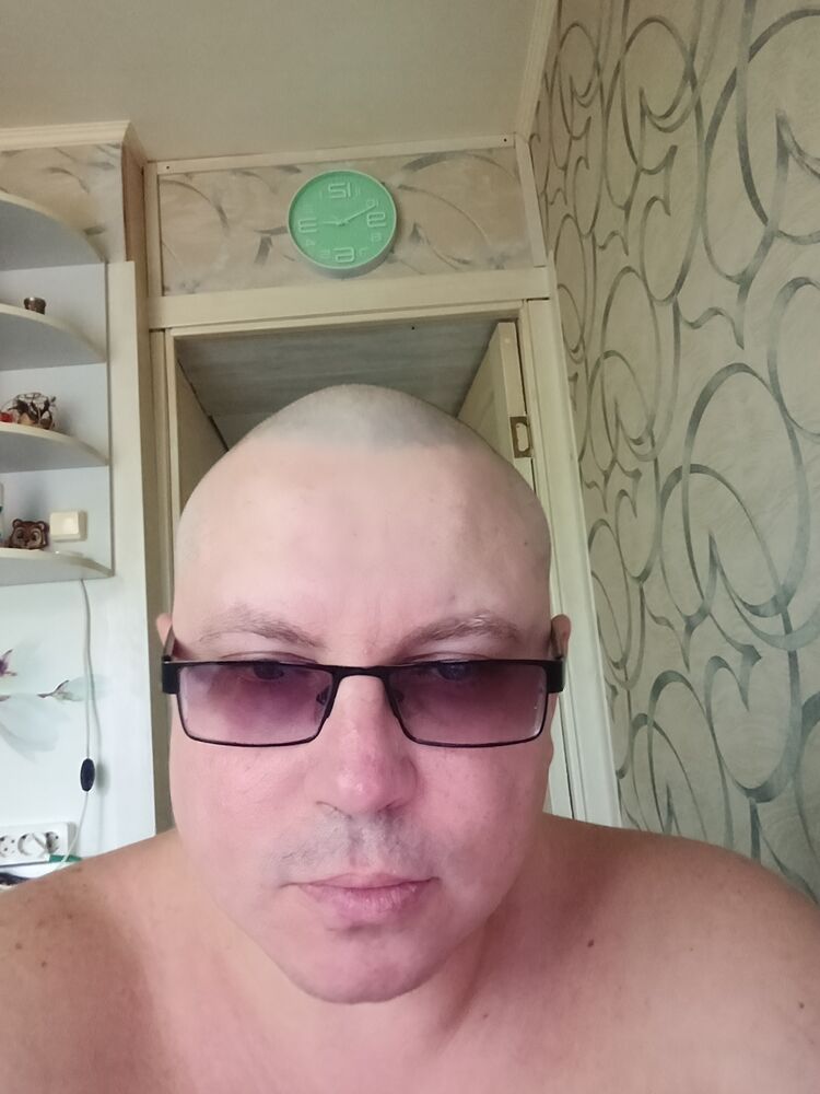  48523929  , 40 ,    