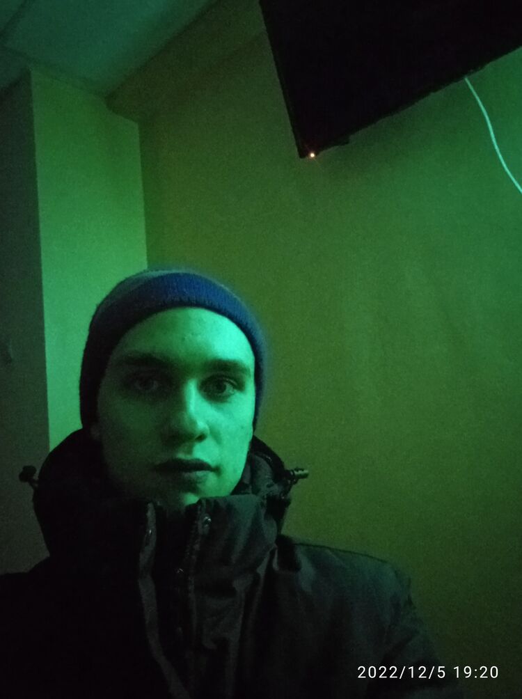  31117059  , 27 ,    