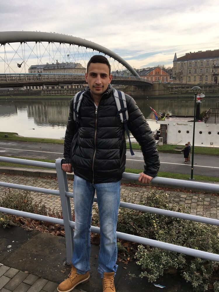  8506719  Smayt, 36 ,    