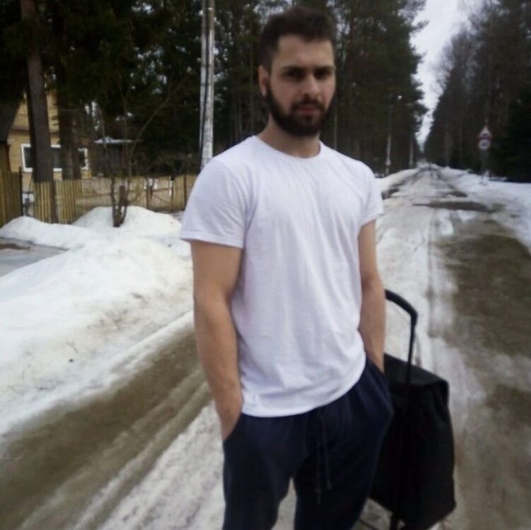  44049049  , 29 ,    -