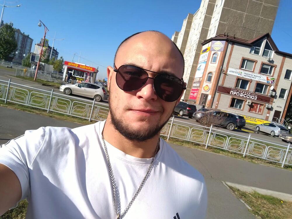  46879179  , 26 ,    