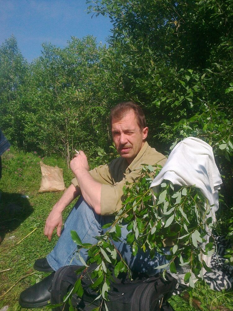  10929429  Oleg, 61 ,    