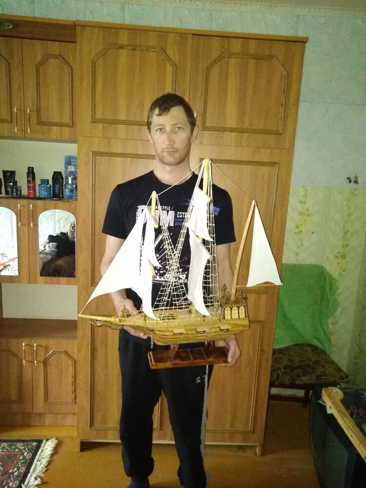  21408589  , 34 ,    