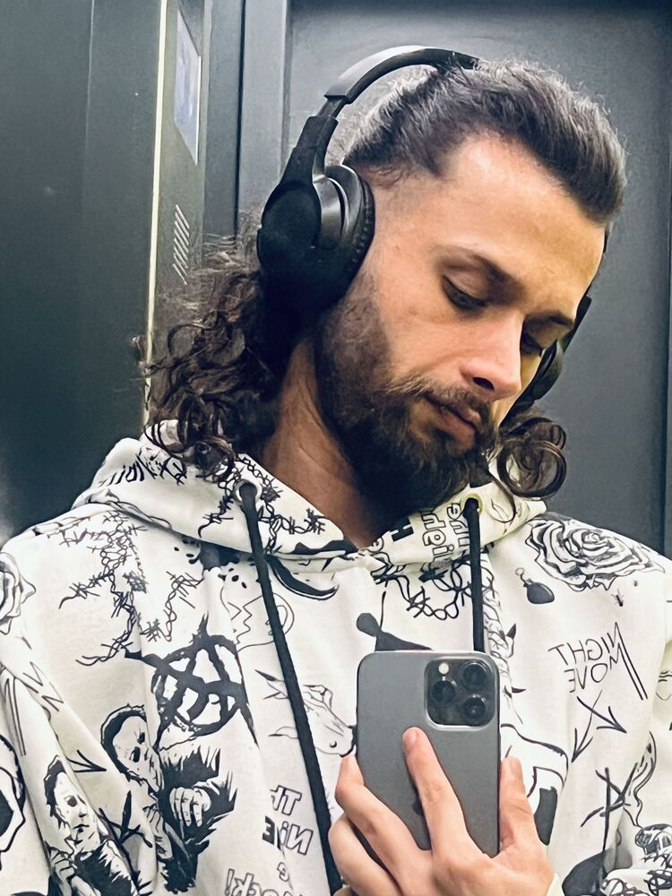  53095779  , 28 ,    