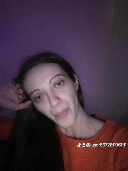  ,   Elena, 37 ,   ,   