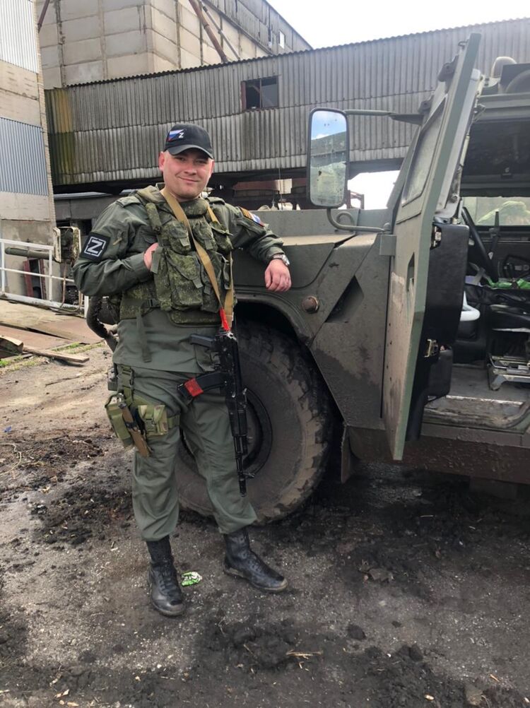  26817659  Nikitos, 30 ,    