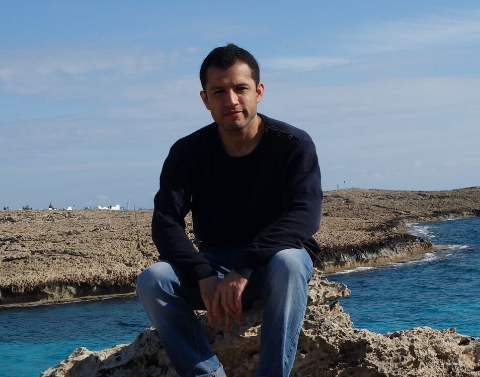  ,   Jonas, 40 ,   ,   , c , 