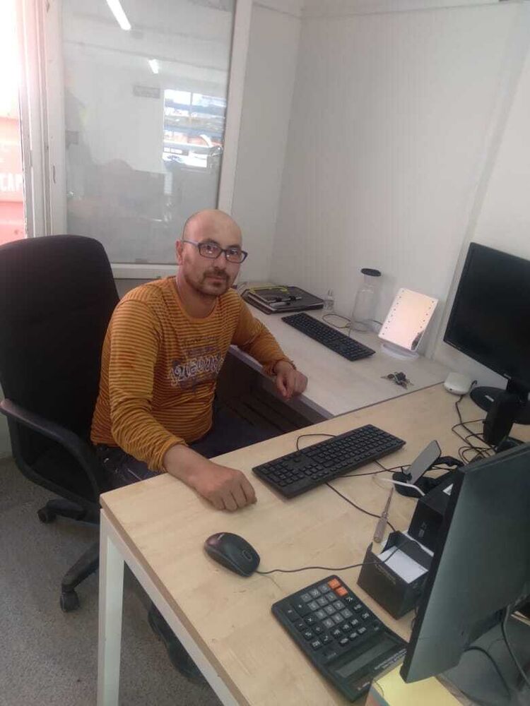  52756089  Guvanch, 43 ,    